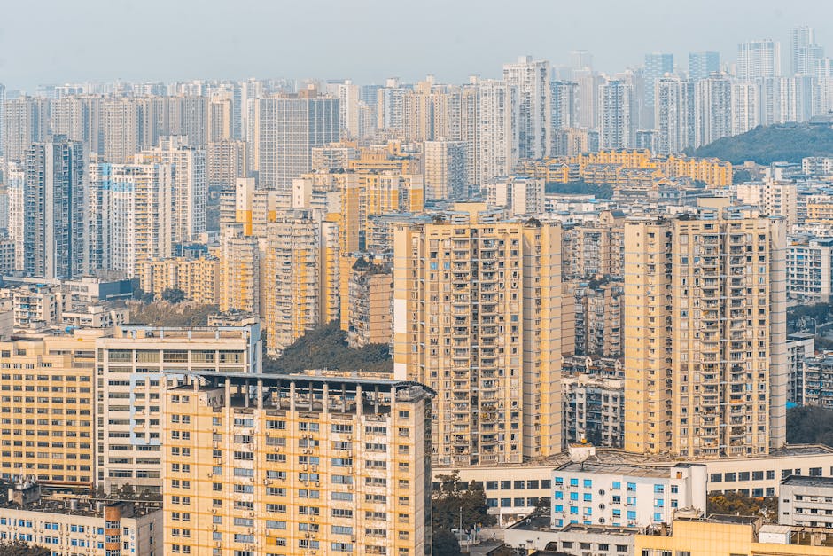 China's Population Shrinks by 1.4 Million in 2025, Birth Rate Hits New Low