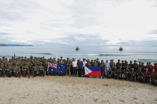 Philippines and Australia Sign 25-Year Defence Status Agreement in Canberra